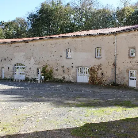 La Loge Du Chateau Saint-Dier-d'Auvergne