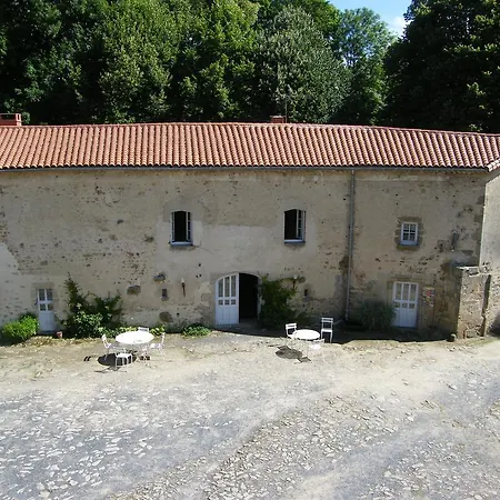 Holiday home La Loge Du Chateau Saint-Dier-d'Auvergne